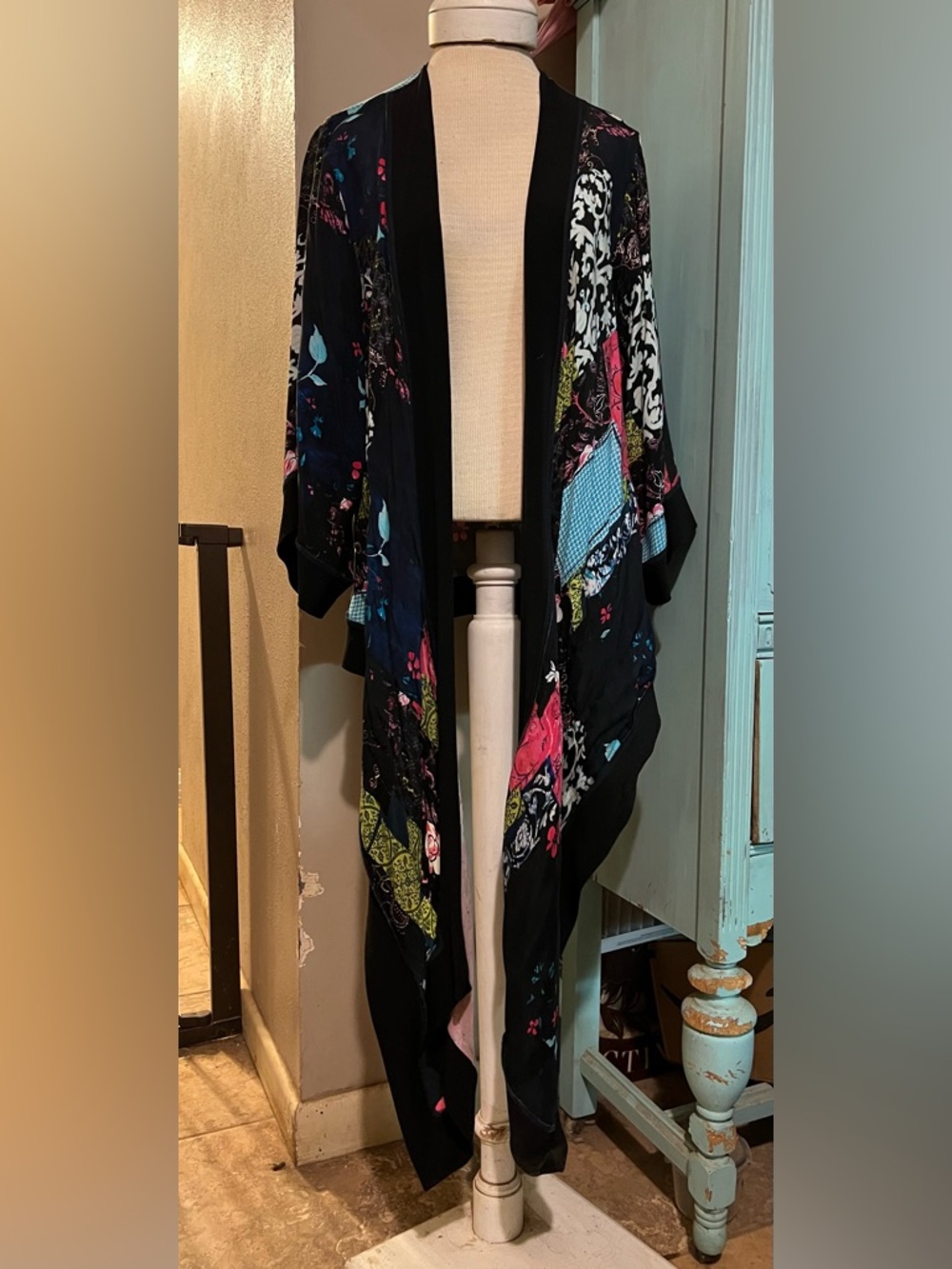 Joseph Ribkoff Size 14 Boho Floral Patch Kimono Sleeves Open Front Jacket duster